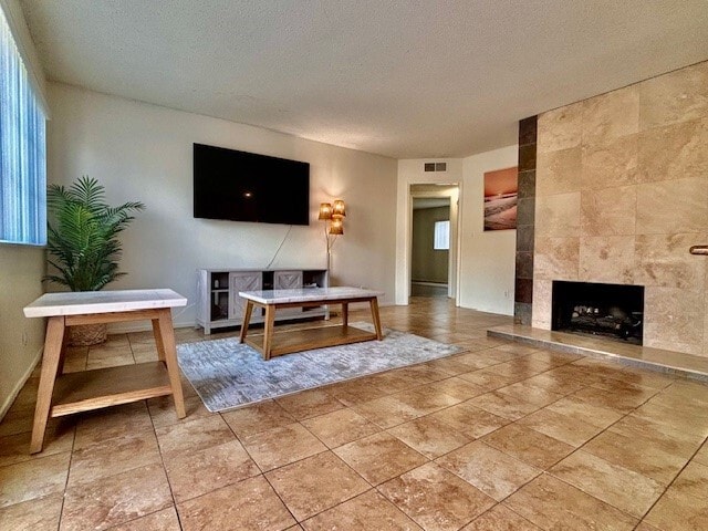 Building Photo - 17102 Emerald Ln