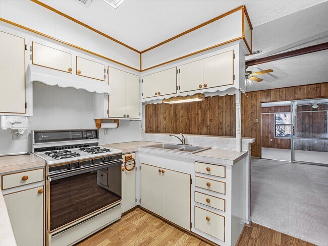 Building Photo - 3311 Westbrook Cir