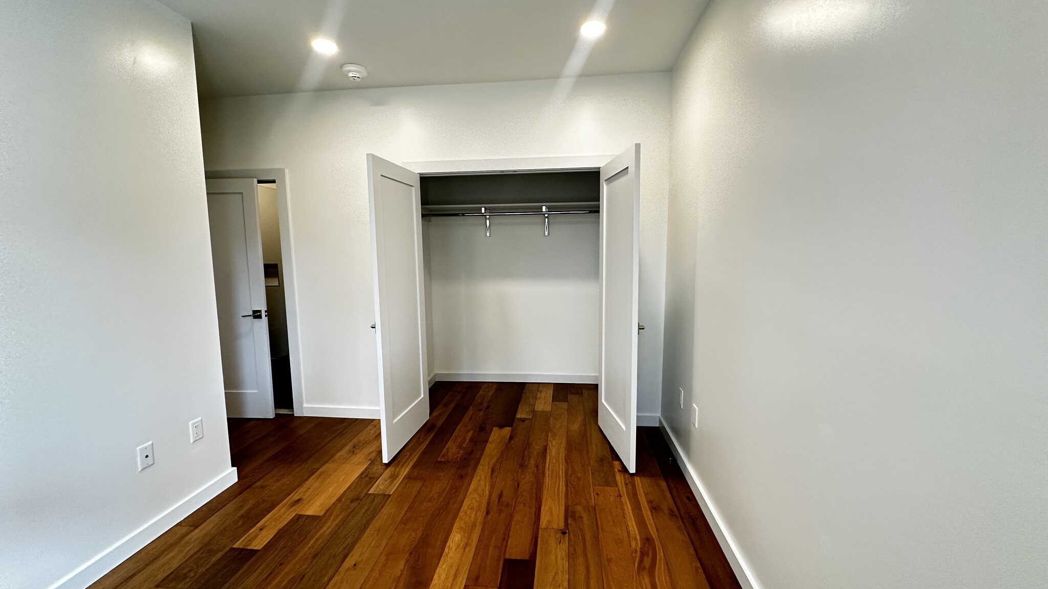 Building Photo - 97 Elmwood St