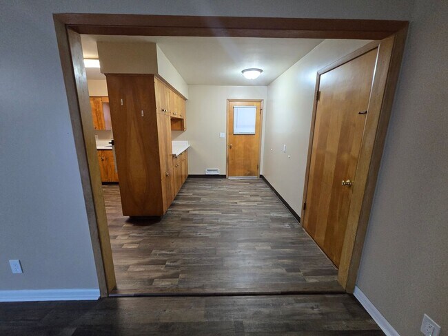 Building Photo - Remodeled 3-4 Br, 2 Bath Ranch style home, fenced in yard, garage, patio, full basement
