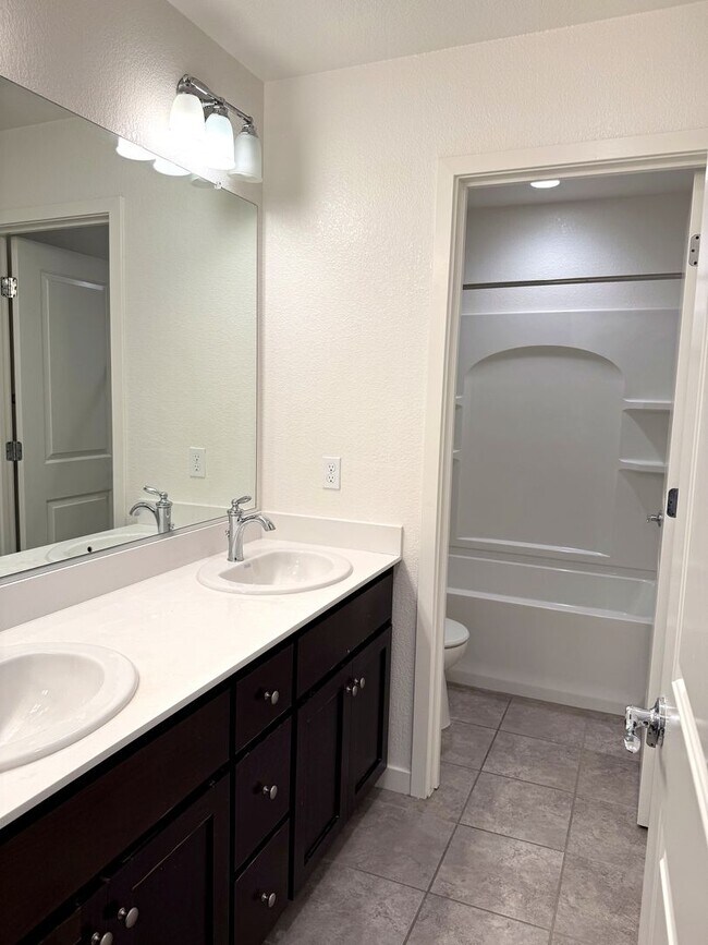 Building Photo - Energy-Efficient Emerson Ranch Home | 5 Bed + Owned Solar, Powerwall, EV Charging & Beautiful Bac...