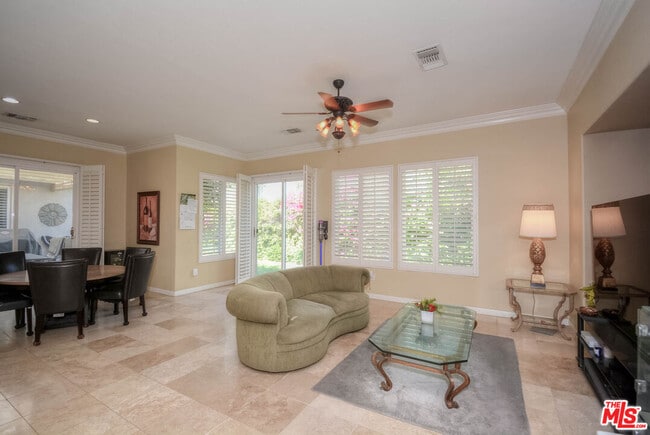 Building Photo - 74080 Claridge Pl