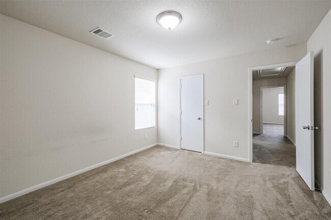 Building Photo - 3142 View Valley Trail