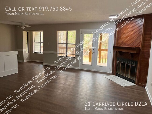 Building Photo - 21 Carriage Cir
