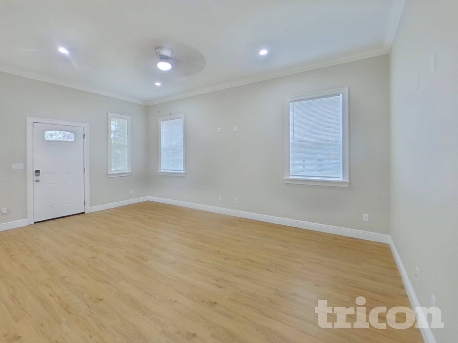 Building Photo - 7703 N Huntley Ave