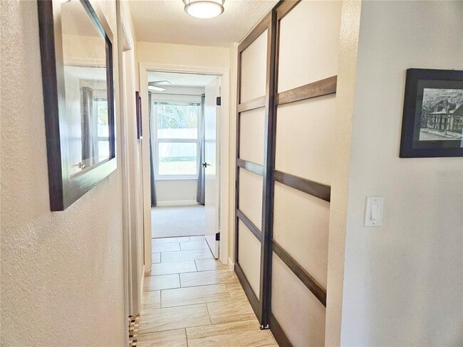 Building Photo - 210 Lake Charles Ct