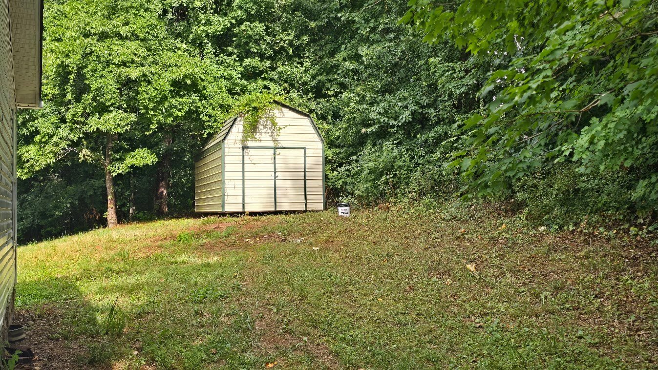Building Photo - 1610 Thornridge Dr