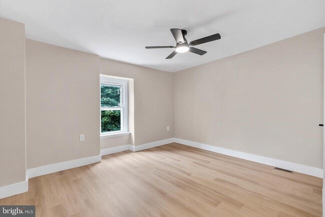 Building Photo - 4920 Knorr St