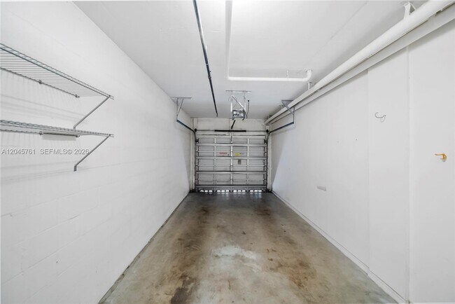 Building Photo - 6378 W Sample Rd
