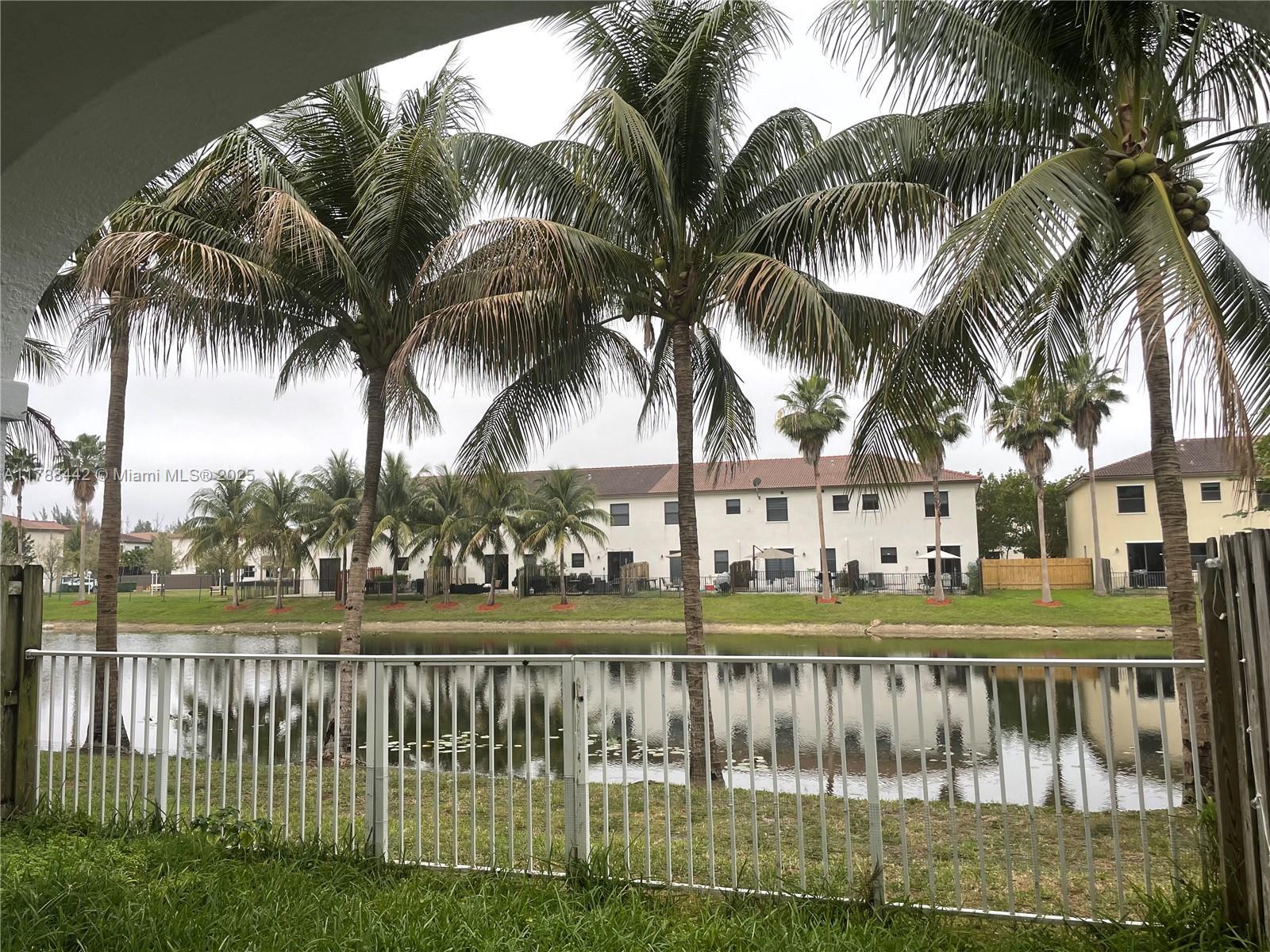 Building Photo - 8850 NW 97th Ave