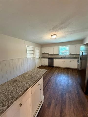 Building Photo - 6413 Lambeth Ln