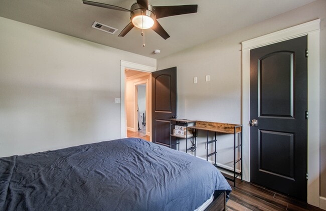 Building Photo - 18006 Bambridge Dr