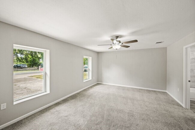 Building Photo - 11026 Spottswood Dr