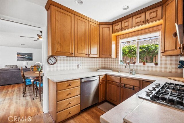 Building Photo - 161 McKnight Dr