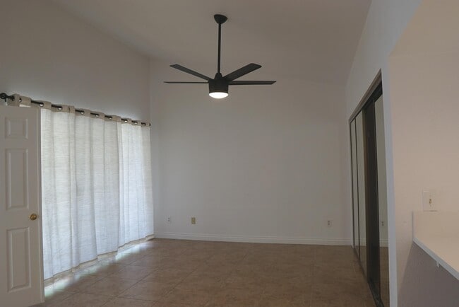 Building Photo - 43917 Cll Las Brisas W