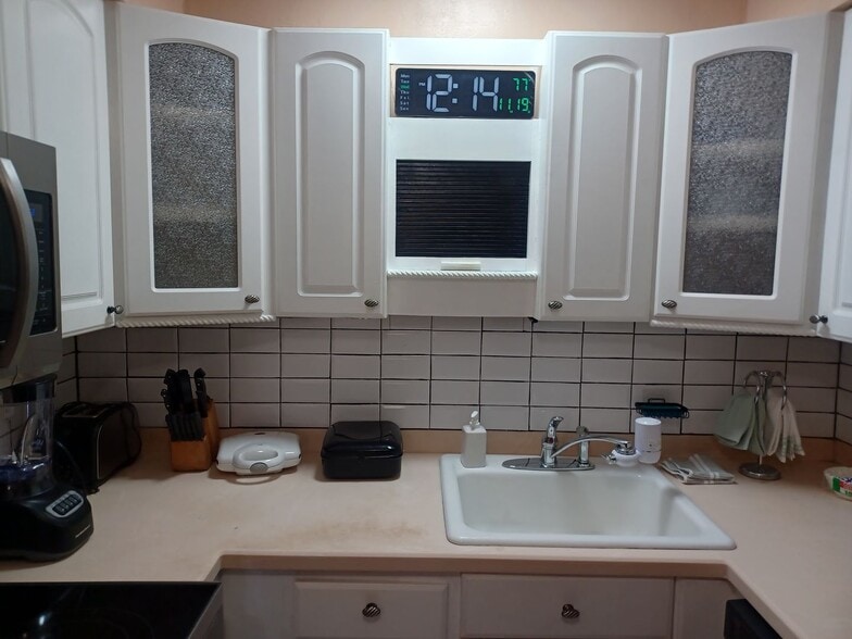 Building Photo - 909 SE 46th Ln