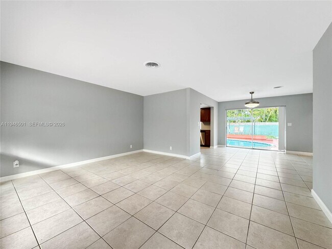 Building Photo - 6210 NE 21st Rd