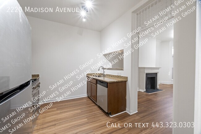 Building Photo - 2220 Madison Ave