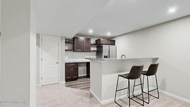 Building Photo - 15802 Stonehouse Ct