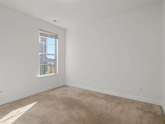 Building Photo - Earn Wealth While Leasing – Like a Homeowner – Lease to Own