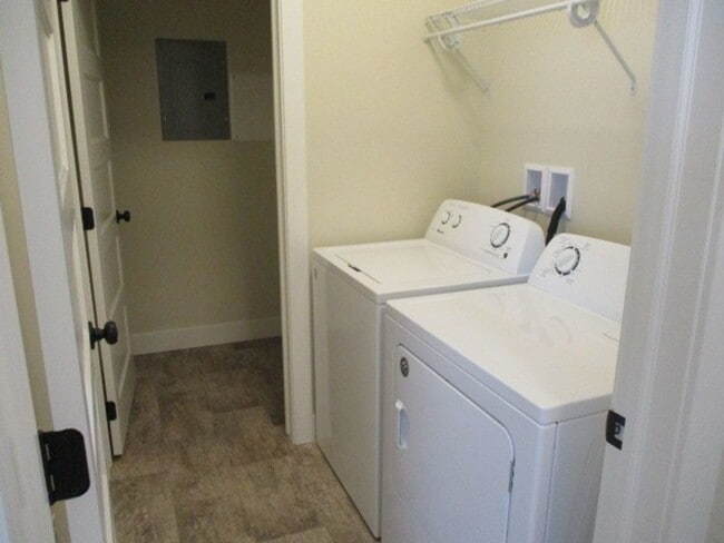 Building Photo - 133 N 900 W