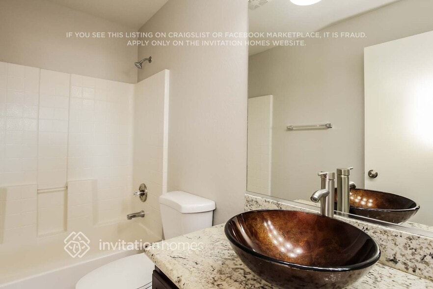 Building Photo - 11502 W Shaw Butte Dr