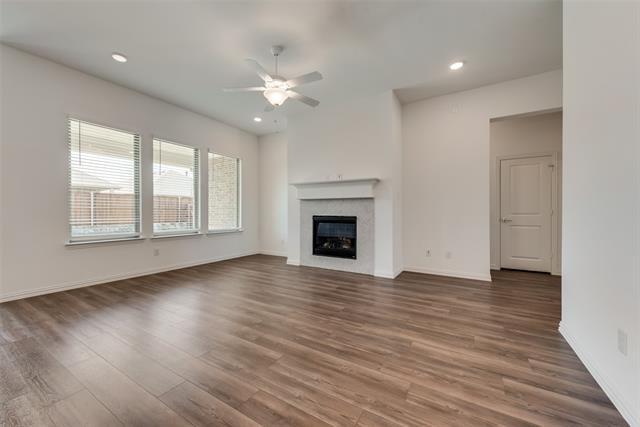 Building Photo - 3514 Honeysuckle Holw