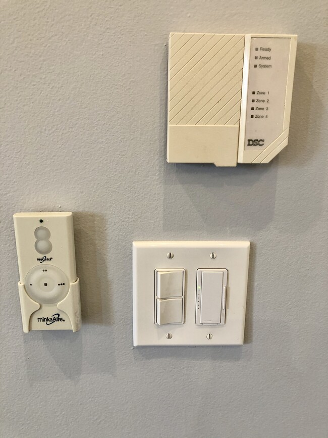 Building Photo - 1180 Reserve Way