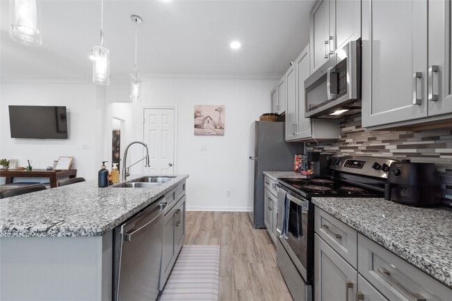 Building Photo - 7980 Ethel St