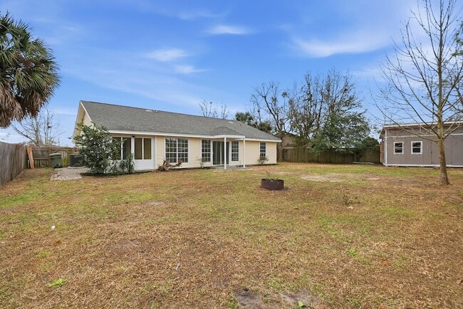 Building Photo - 1434 Santa Anita Dr
