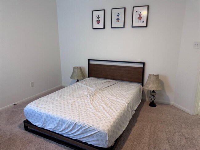 Building Photo - 109 Mindy Way