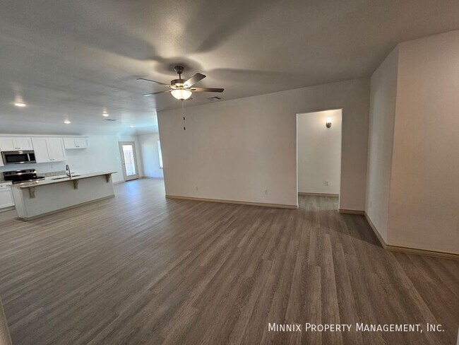 Building Photo - 1325 Bajada St