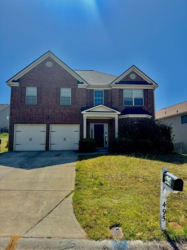 Building Photo - This beautiful 4-bedroom, 2.5-bath home Move-in ready and is waiting for you!
