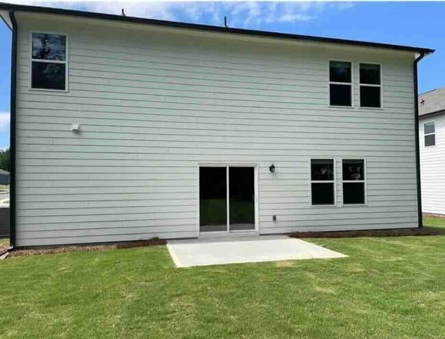 Building Photo - 372 Red Dragon Dr