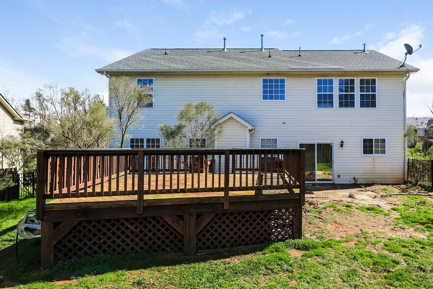 Building Photo - 3919 Cassidy Dr