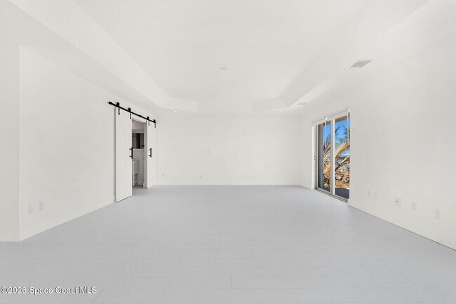 Building Photo - 9085 Jimmy Buffett Mem Hwy