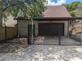 Building Photo - 7017 Jefferson Ridge Dr