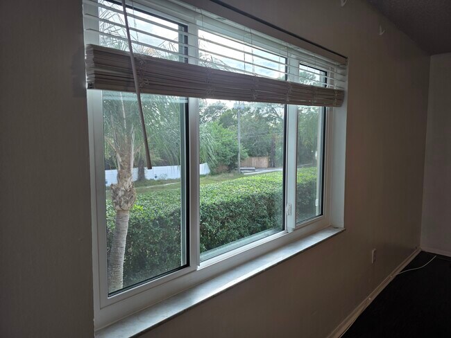 Building Photo - 605 N Keene Rd