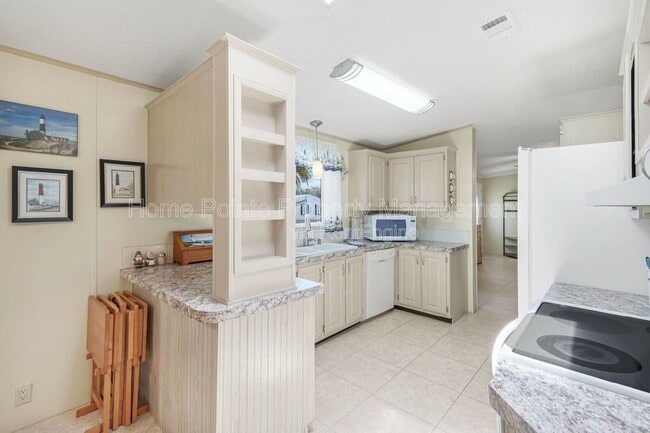 Building Photo - 39 Umber Ct