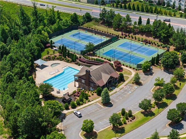 Building Photo - 4470 Skylark Ln