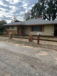Building Photo - 0176