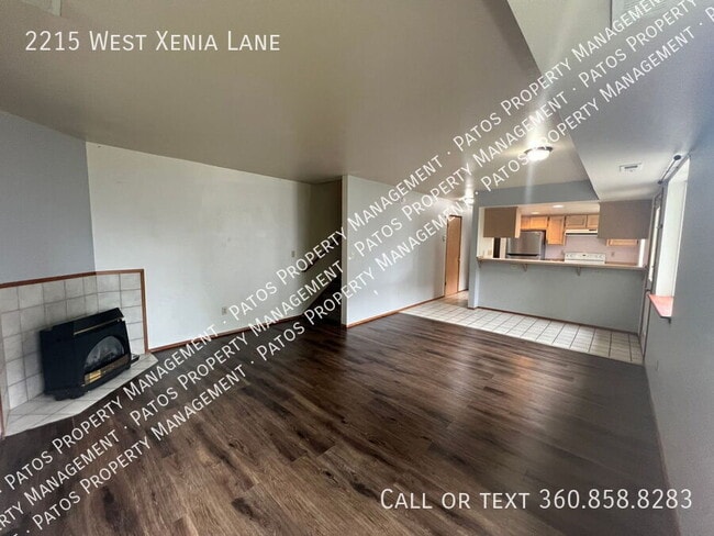 Building Photo - 2215 W Xenia Ln