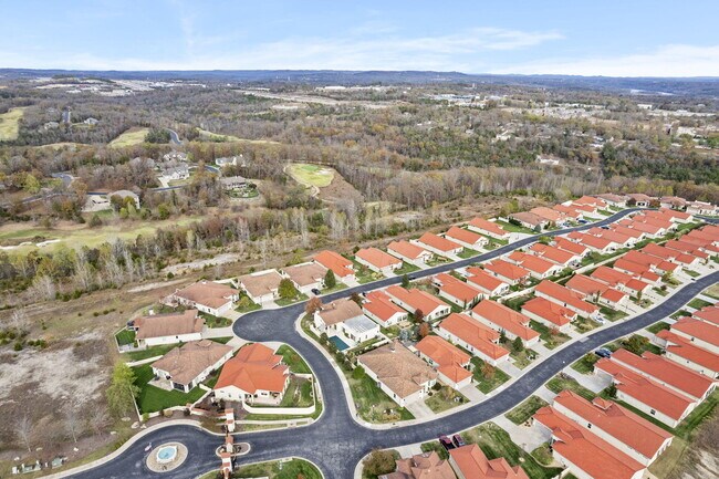 Building Photo - 277 Siena Blvd