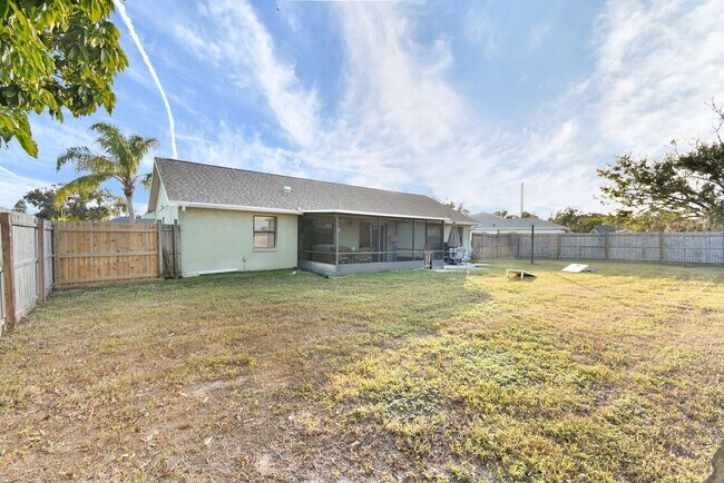 Building Photo - 2883 N Lockwood Meadows Blvd