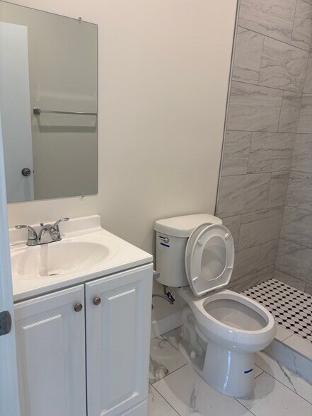 Building Photo - 314 N Market St