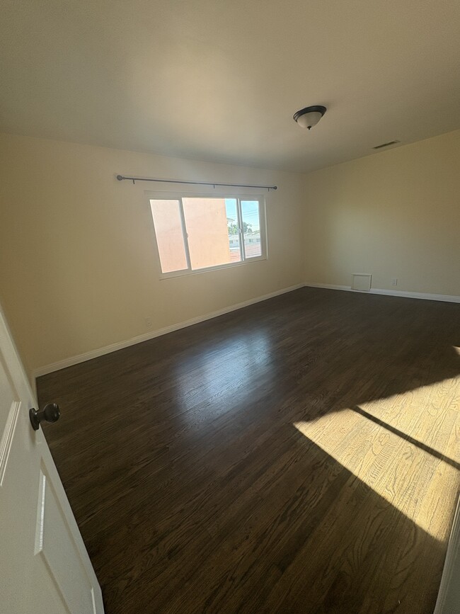 master bedroom - 12066 Lamanda St