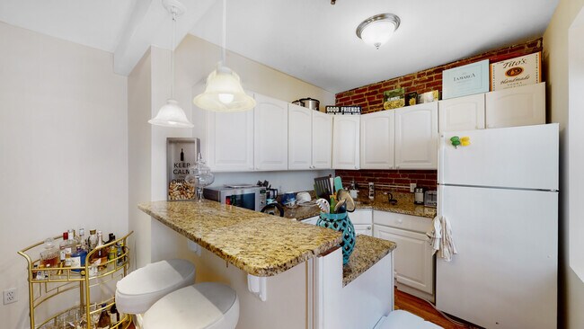 Building Photo - 91 Prince St