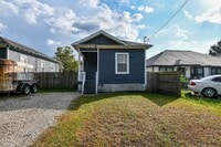 Building Photo - 1117 Fred St