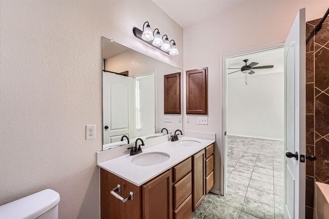 Building Photo - 1161 Verna Brooks Way
