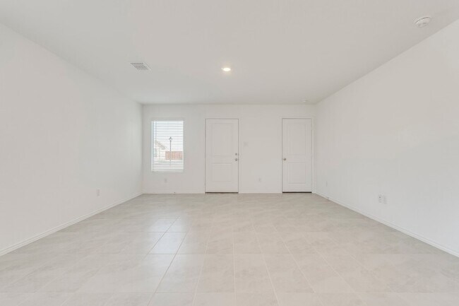 Building Photo - 8721 Whistling Duck Dr